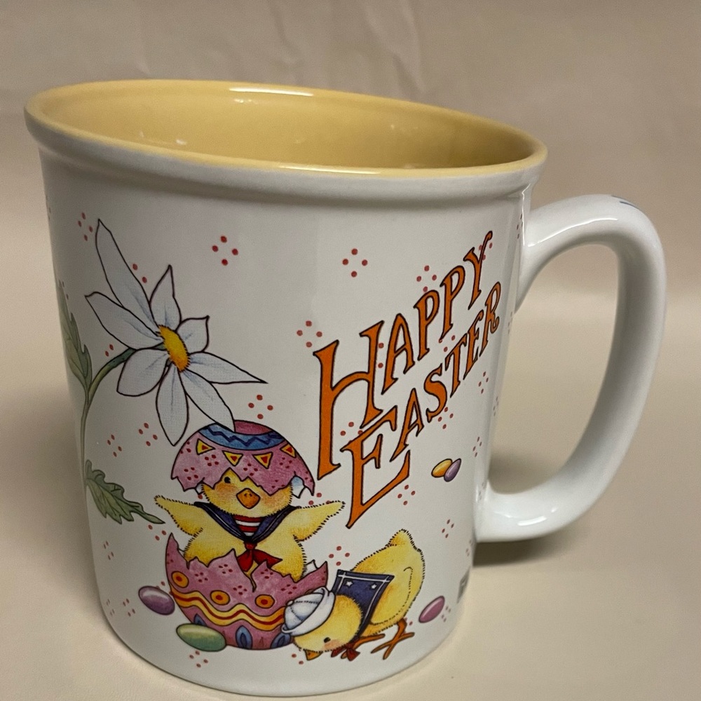 Mary Engelbreit Happy Easter Coffee Mug Cup w/ Yellow Chicks and Eggs